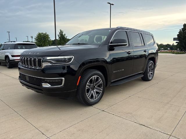 2023 Jeep Wagoneer Vehicle Photo in Peoria, IL 61615