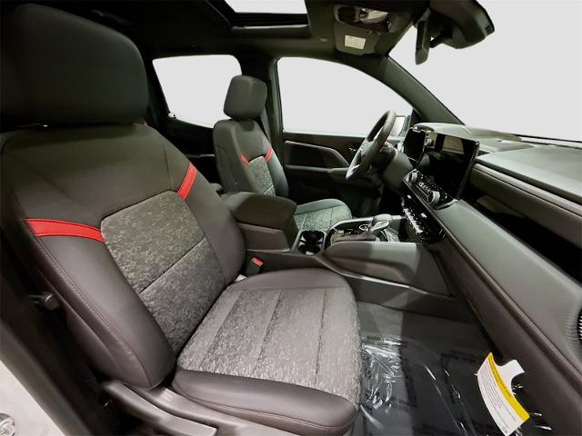 2025 Chevrolet Colorado Vehicle Photo in EVERETT, WA 98203-5662