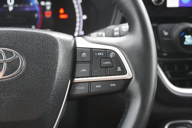 2024 Toyota Grand Highlander Vehicle Photo in Riverdale, UT 84405