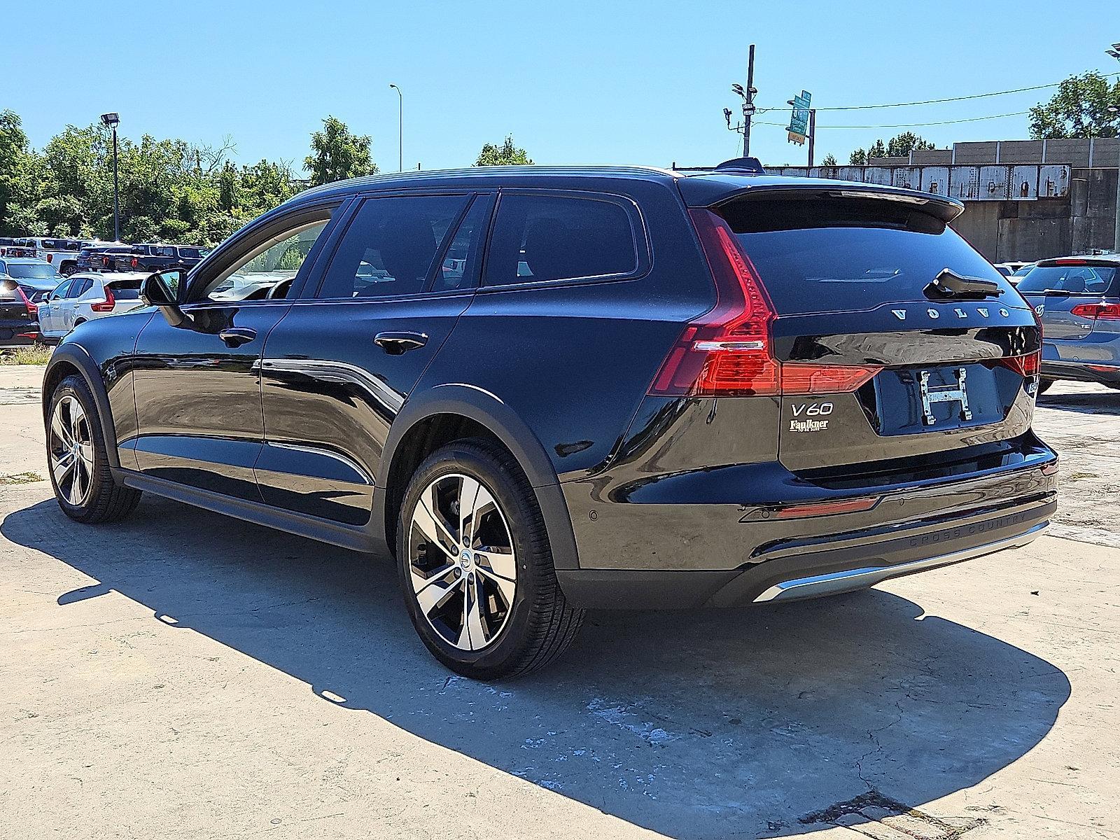 2024 Volvo V60 Cross Country Vehicle Photo in Trevose, PA 19053