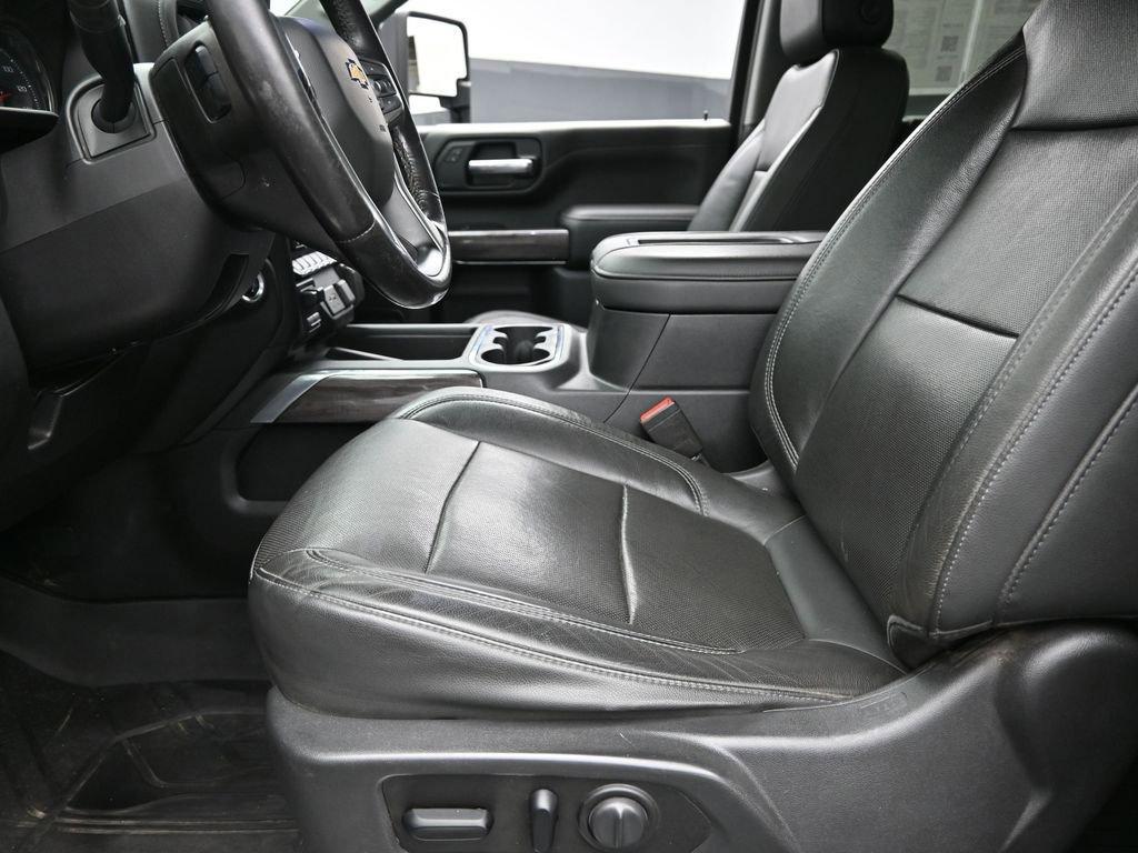 2020 Chevrolet Silverado 2500 HD Vehicle Photo in Marion, IA 52302