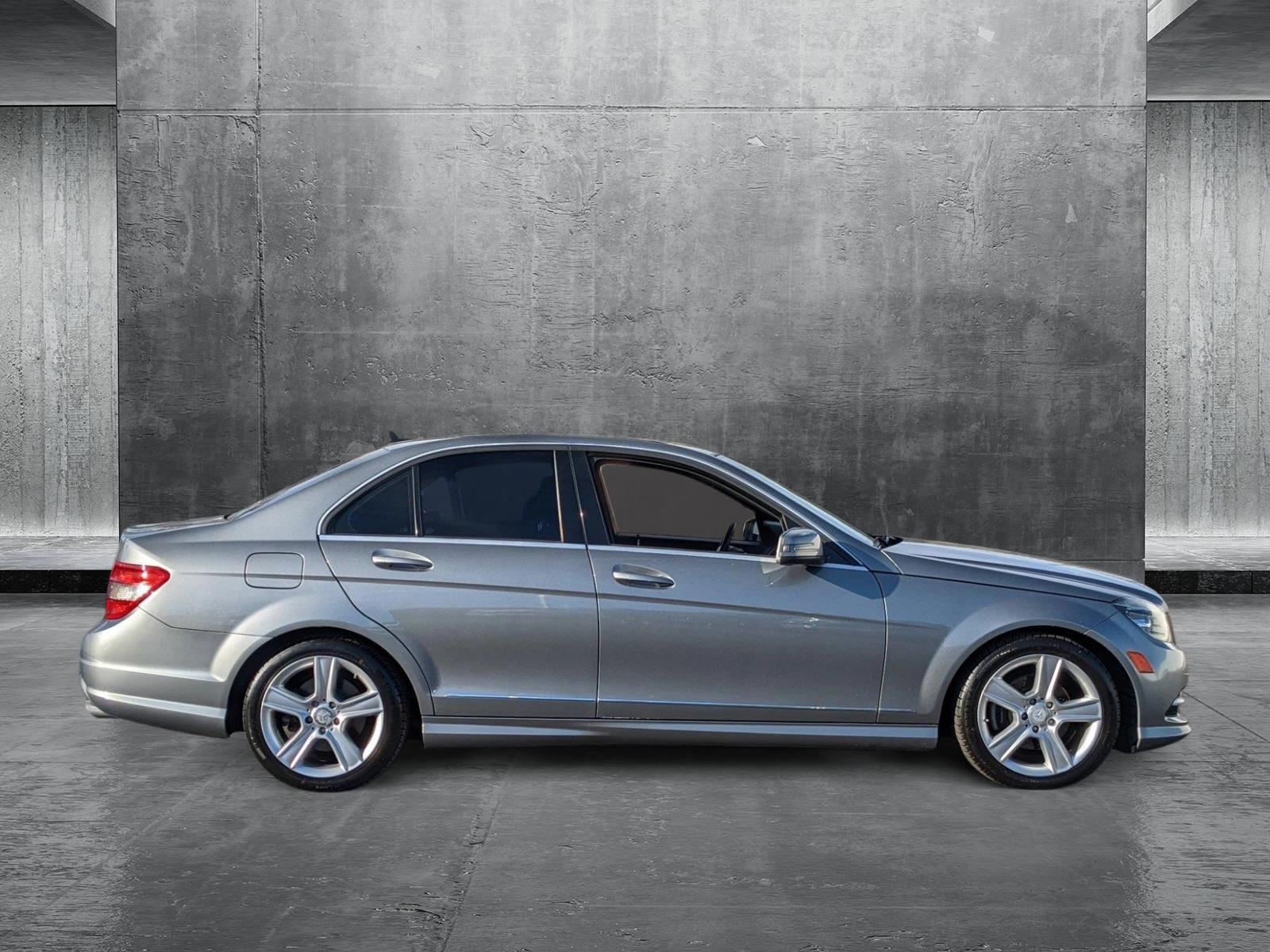 2011 Mercedes-Benz C-CLASS Vehicle Photo in VALENCIA, CA 91355-1705