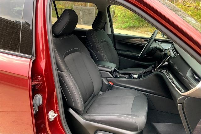 2022 Jeep Grand Cherokee L Vehicle Photo in Kansas City, MO 64114