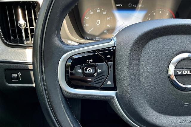 2021 Volvo XC60 Vehicle Photo in Houston, TX 77007