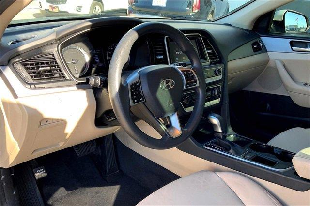 2019 Hyundai Sonata Vehicle Photo in TOPEKA, KS 66609-0000