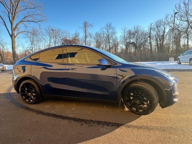 2024 Tesla Model Y Vehicle Photo in Shiloh, IL 62269