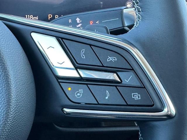 2025 Buick Envision Vehicle Photo in COLUMBIA, MO 65203-3903