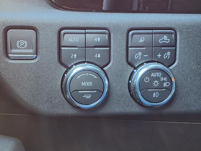 2025 GMC Sierra 2500 HD Vehicle Photo in Denton, TX 76205