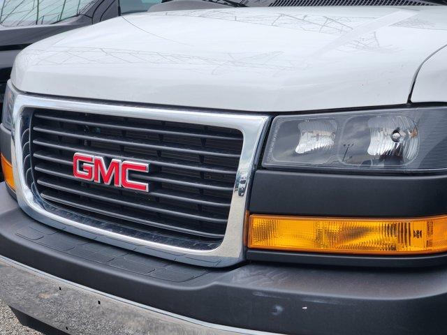 2023 GMC Savana Cargo 2500 Vehicle Photo in SUGAR LAND, TX 77478-0000