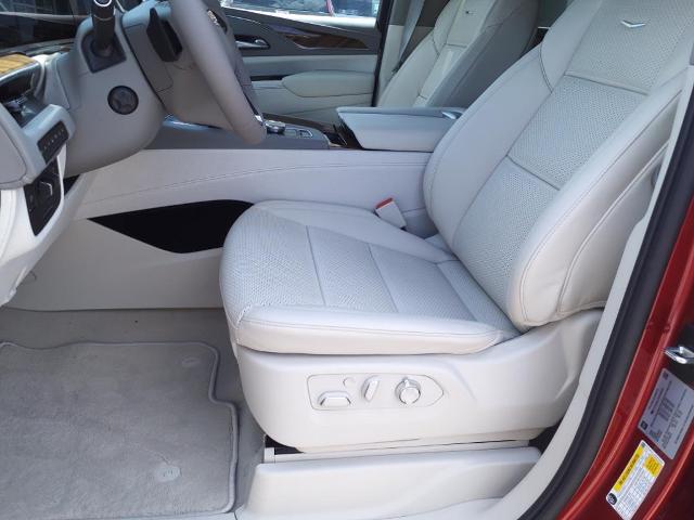 2024 Cadillac Escalade Vehicle Photo in Denton, TX 76205
