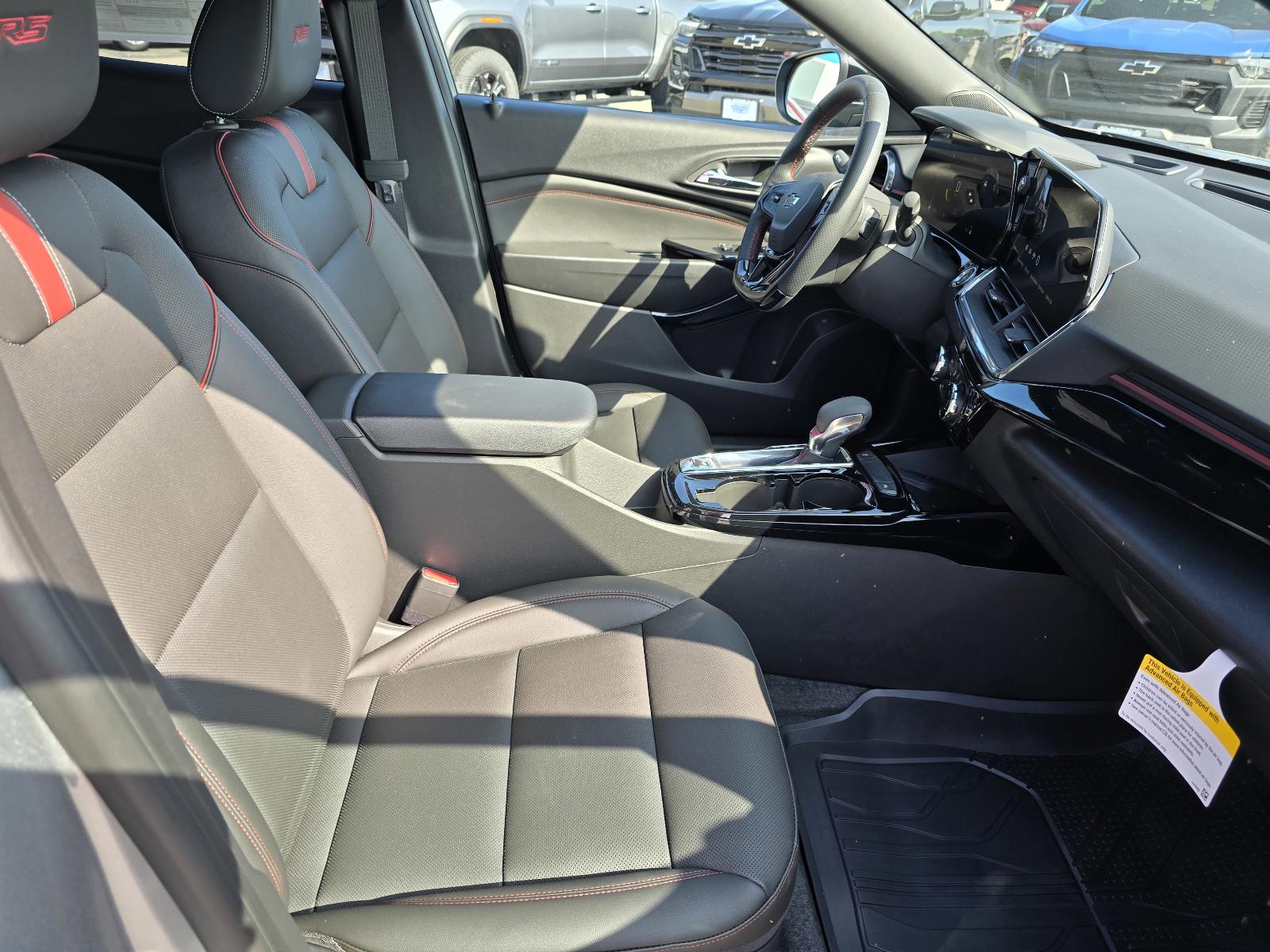 2025 Chevrolet Trax Vehicle Photo in Rolla, MO 65401