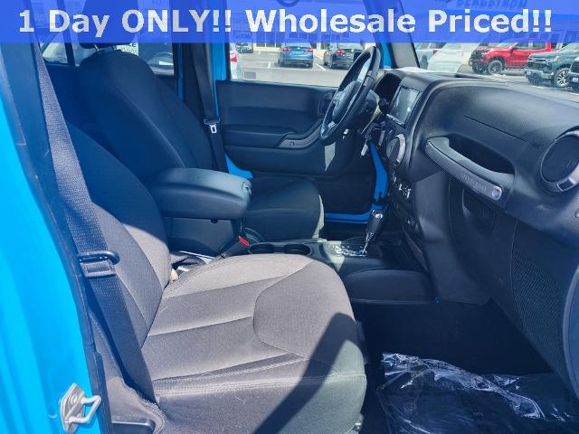 2018 Jeep Wrangler JK Unlimited Vehicle Photo in GREEN BAY, WI 54304-5303