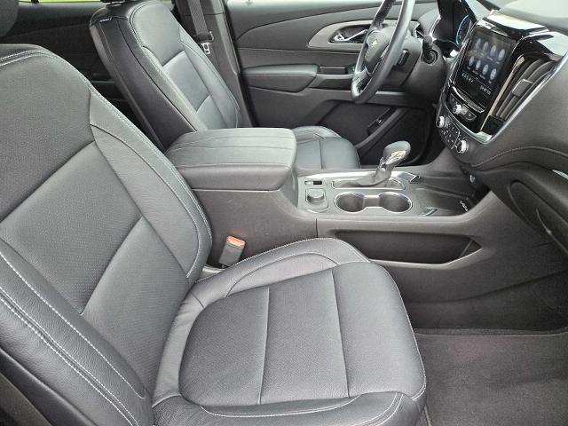 2022 Chevrolet Traverse Vehicle Photo in DENTON, TX 76210-9321
