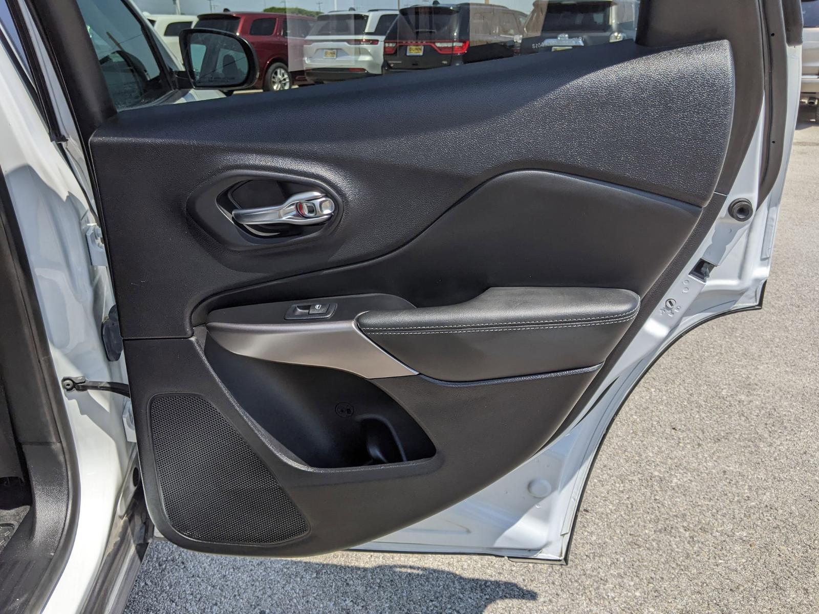 2022 Jeep Cherokee Vehicle Photo in Seguin, TX 78155