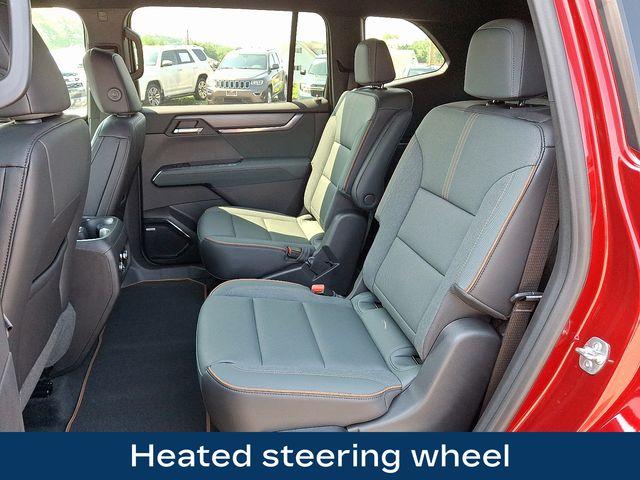 2024 GMC Acadia Vehicle Photo in DANBURY, CT 06810-5034