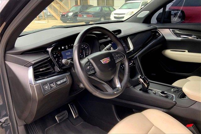 2023 Cadillac XT6 Vehicle Photo in TOPEKA, KS 66609-0000
