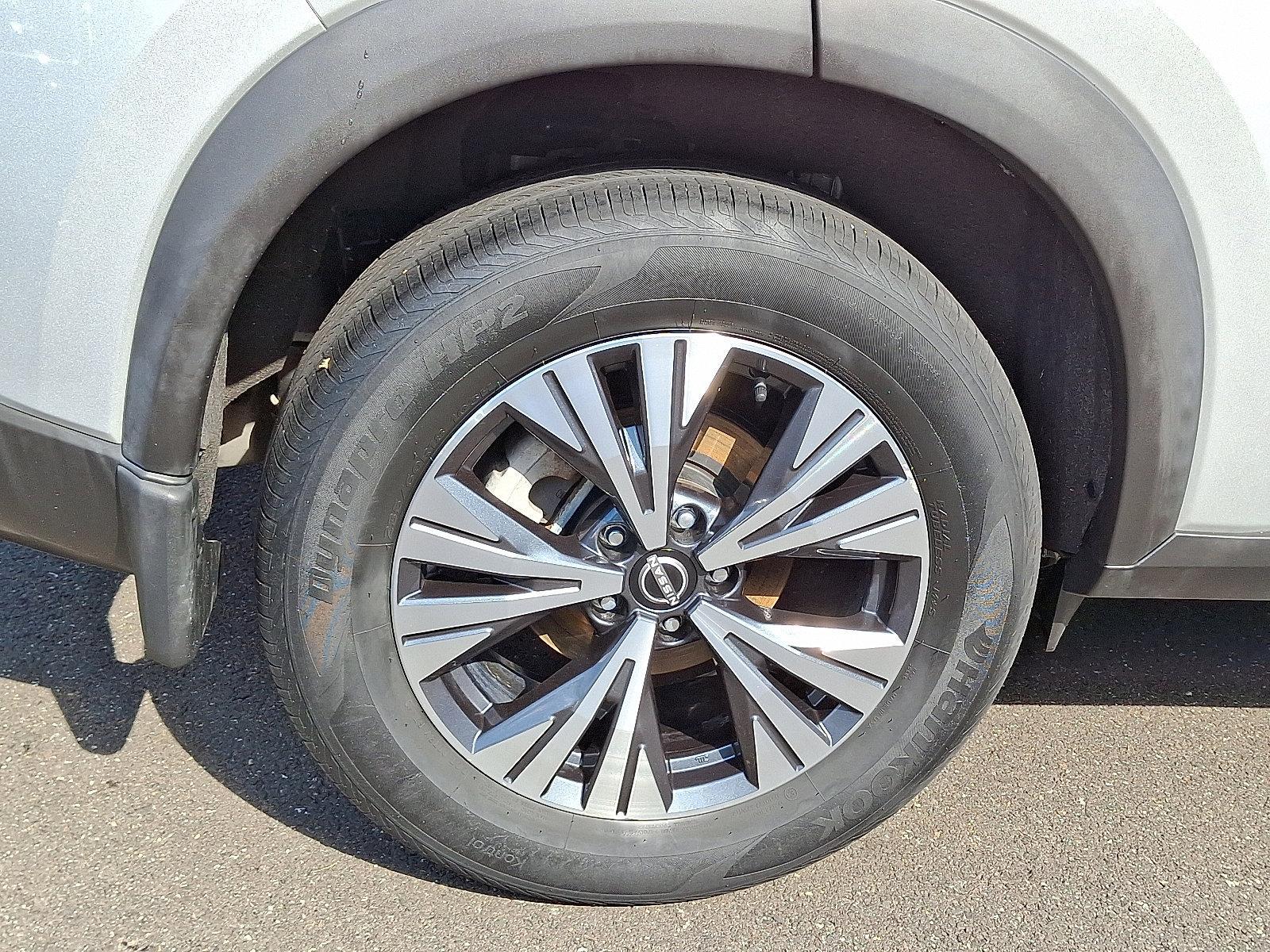 2022 Nissan Rogue Vehicle Photo in Jenkintown, PA 19046