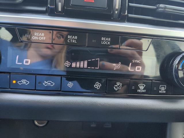 2022 Nissan Pathfinder Vehicle Photo in Green Bay, WI 54304
