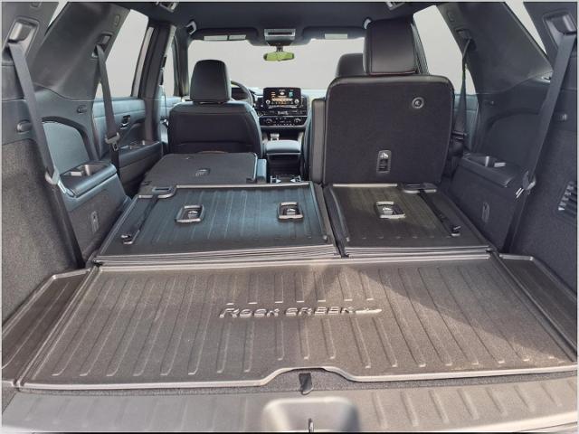 2025 Nissan Pathfinder Vehicle Photo in Oshkosh, WI 54904