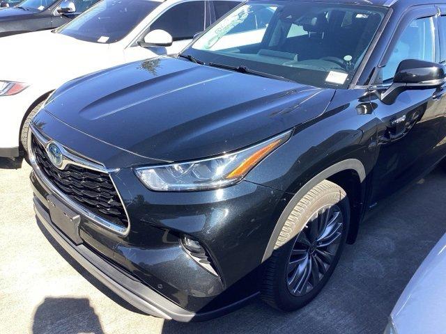 2021 Toyota Highlander Vehicle Photo in PUYALLUP, WA 98371-4149