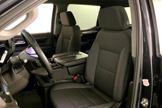 2024 Chevrolet Silverado 1500 Vehicle Photo in KANSAS CITY, MO 64114-4502