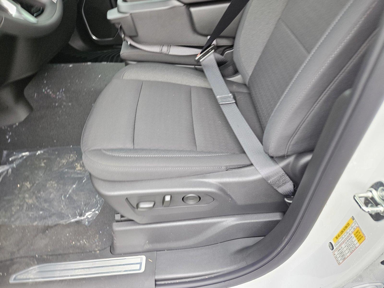 2025 Chevrolet Silverado 1500 Vehicle Photo in NORTH RICHLAND HILLS, TX 76180-7199