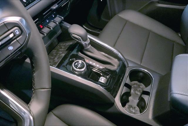 2025 GMC Canyon Vehicle Photo in KANSAS CITY, MO 64114-4545