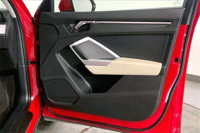 2021 Audi Q3 Vehicle Photo in KANSAS CITY, MO 64114-4545