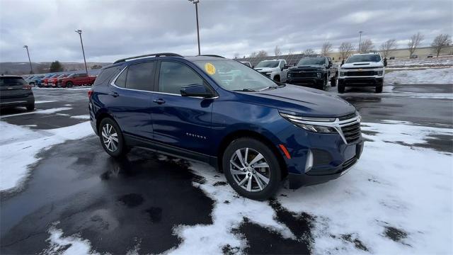 2022 Chevrolet Equinox Vehicle Photo in TULLY, NY 13159-3159