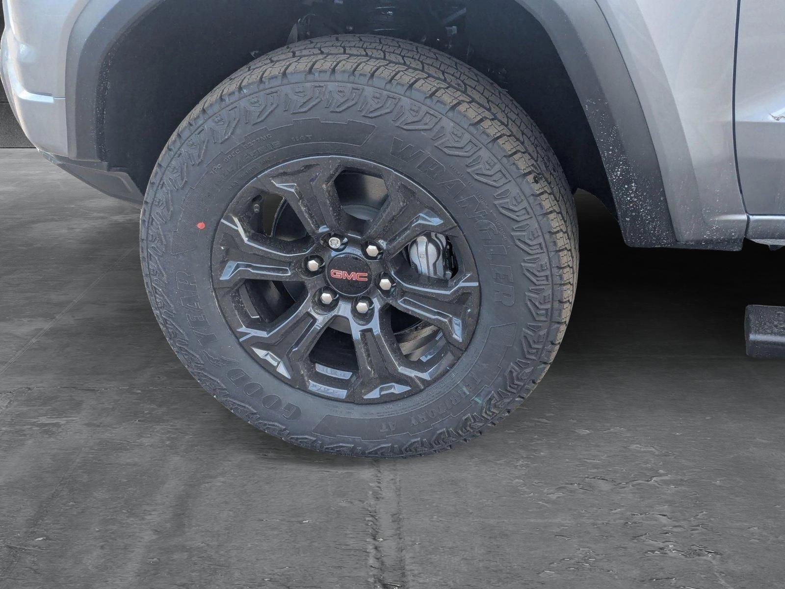 2025 GMC Canyon Vehicle Photo in LONE TREE, CO 80124-2750