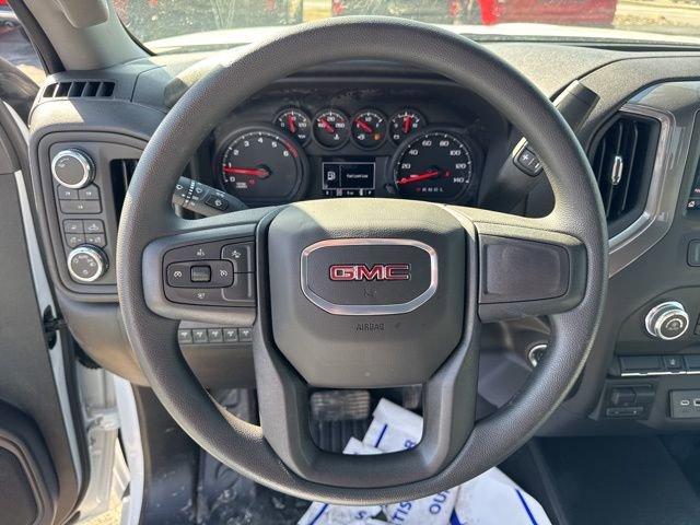 2025 GMC Sierra 3500 HD Chassis Cab Vehicle Photo in MEDINA, OH 44256-9631