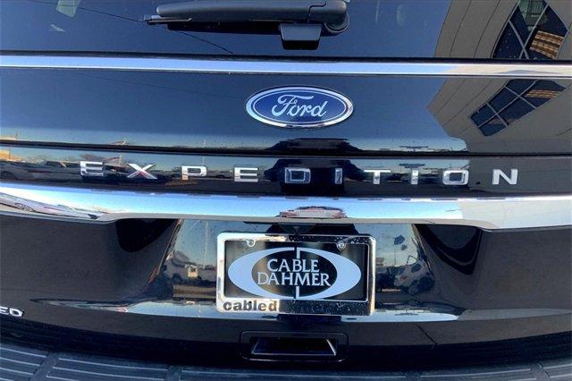 2022 Ford Expedition Vehicle Photo in TOPEKA, KS 66609-0000
