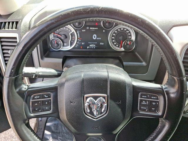 2019 Ram 1500 Classic Vehicle Photo in DANBURY, CT 06810-5034