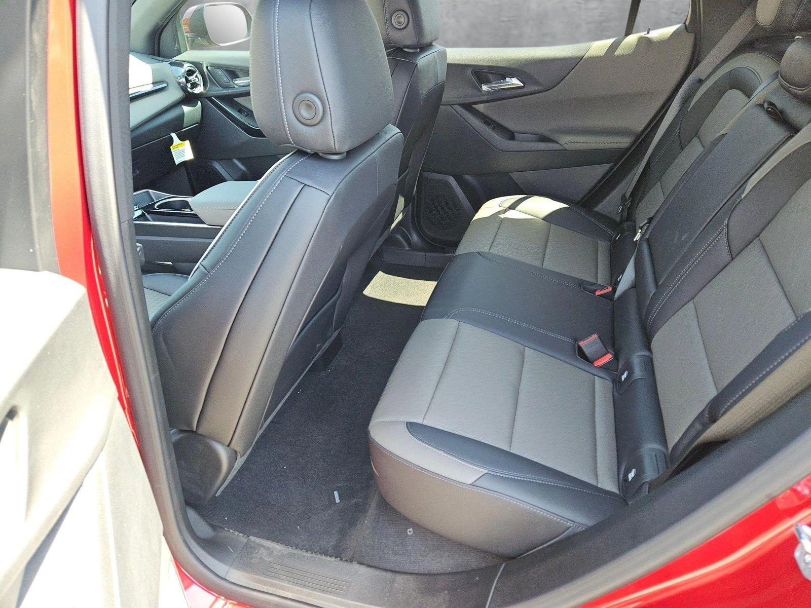 2025 Chevrolet Equinox Vehicle Photo in MESA, AZ 85206-4395