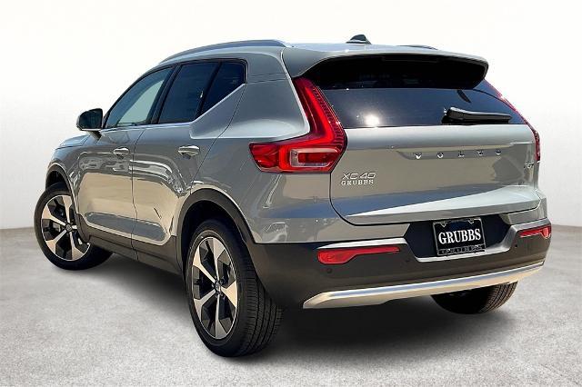 2025 Volvo XC40 Vehicle Photo in Grapevine, TX 76051