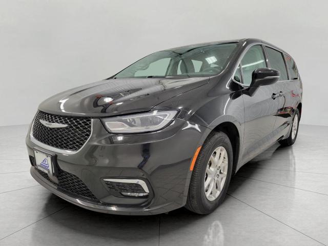 2023 Chrysler Pacifica Vehicle Photo in Oshkosh, WI 54901