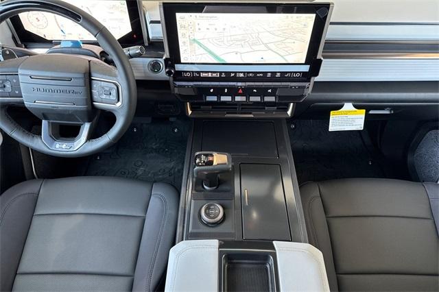 2025 GMC HUMMER EV SUV Vehicle Photo in ELK GROVE, CA 95757-8703