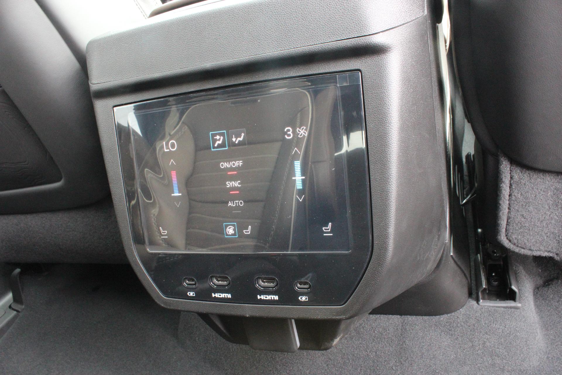 2025 GMC Yukon Vehicle Photo in AURORA, CO 80012-4011