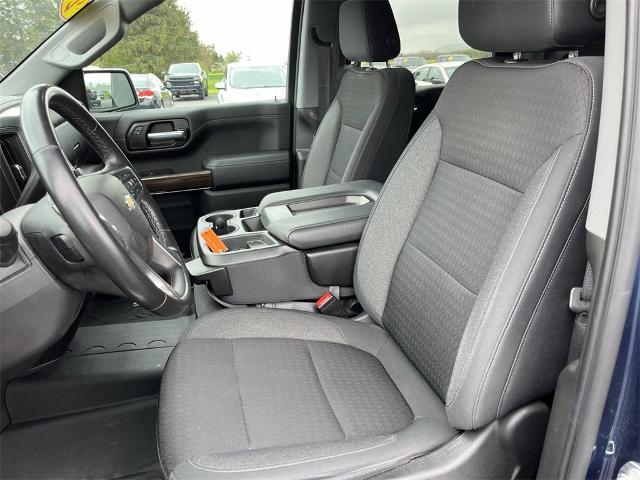 2021 Chevrolet Silverado 1500 Vehicle Photo in TULLY, NY 13159-3159