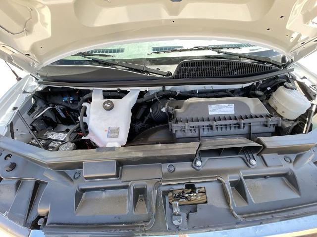 2025 GMC Savana Cutaway 3500 Vehicle Photo in GILBERT, AZ 85297-0402