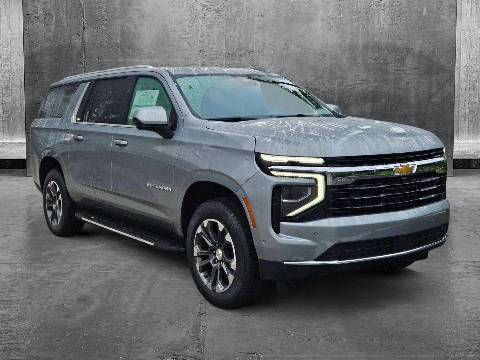 2025 Chevrolet Suburban Vehicle Photo in GREENACRES, FL 33463-3207
