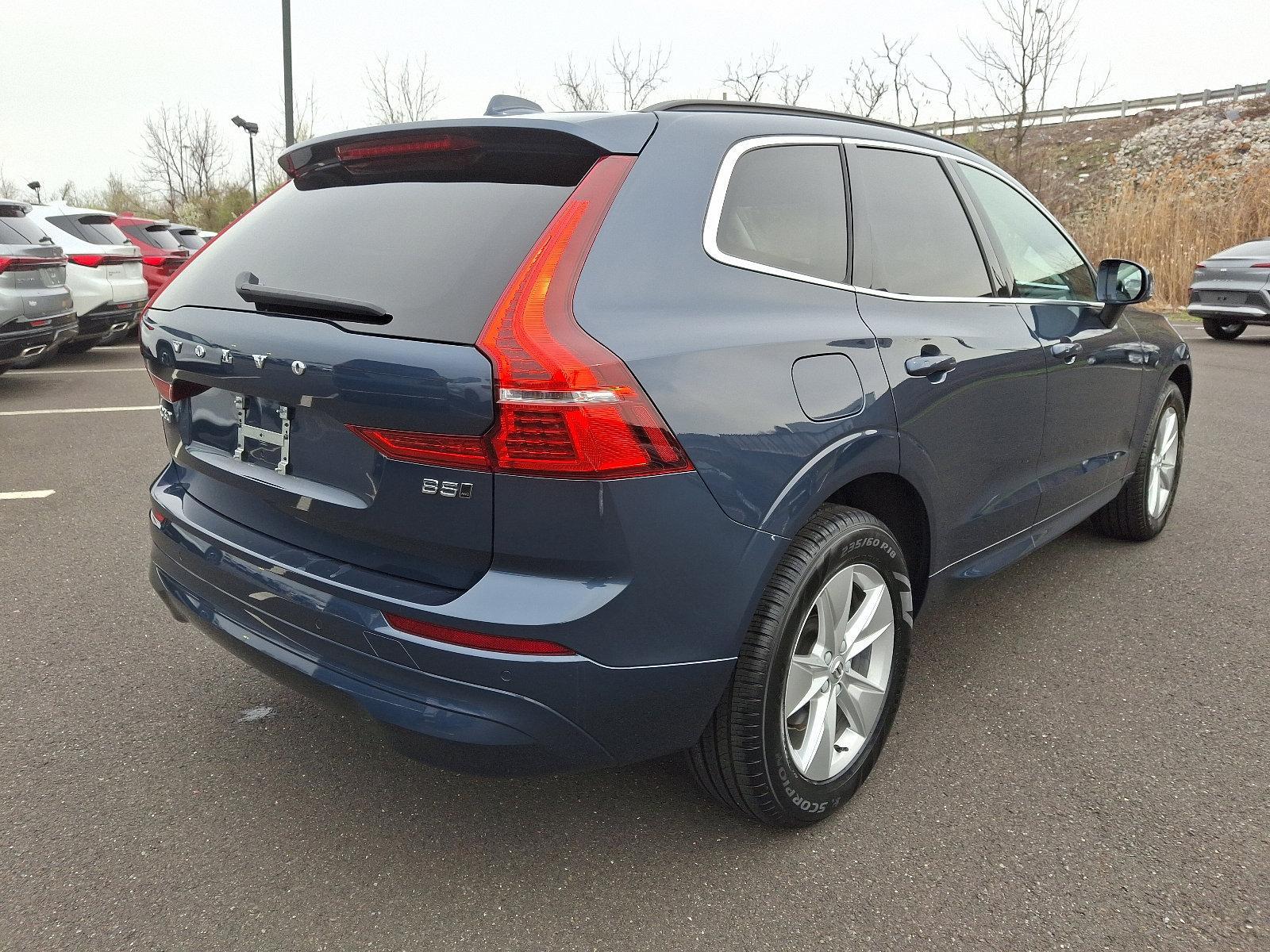2022 Volvo XC60 Vehicle Photo in Trevose, PA 19053