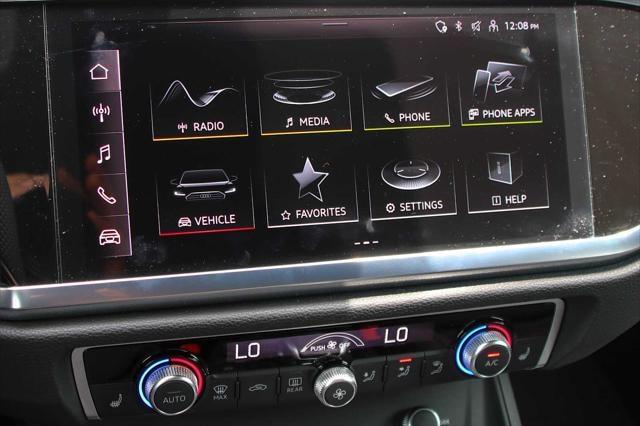 2025 Audi Q3 Vehicle Photo in SUGAR LAND, TX 77478
