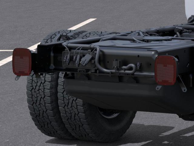 2025 Chevrolet Silverado 3500 HD Chassis Cab Vehicle Photo in EMPORIA, VA 23847-1235