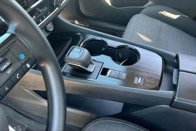 2022 Nissan Rogue Vehicle Photo in Grapevine, TX 76051