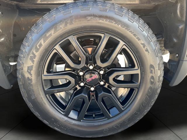 2023 GMC Sierra 1500 Vehicle Photo in MANITOWOC, WI 54220-5838