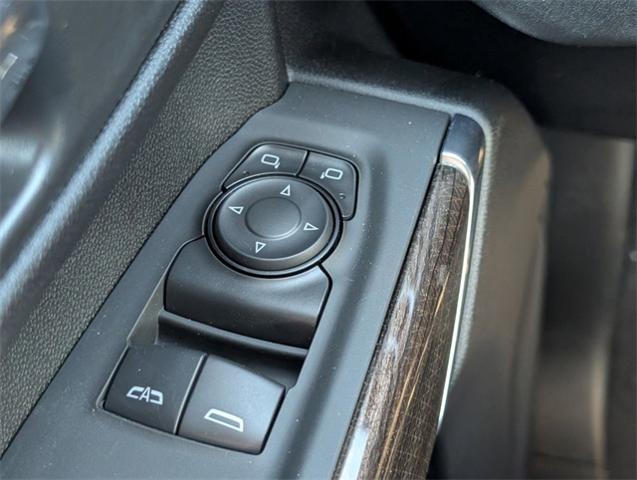 2025 Chevrolet Silverado 3500 HD Vehicle Photo in ENGLEWOOD, CO 80113-6708