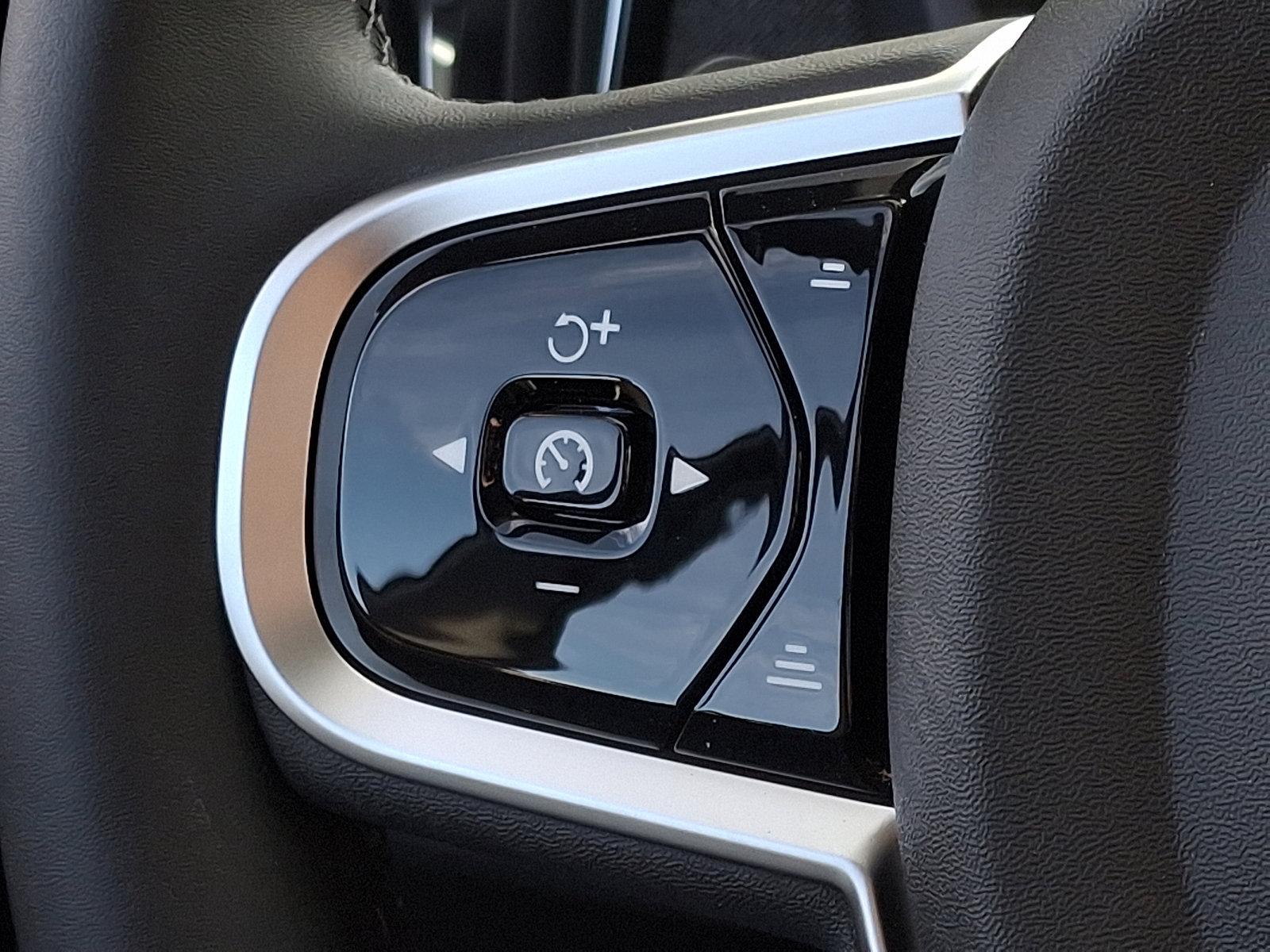 2025 Volvo XC90 Plug-In Hybrid Vehicle Photo in Trevose, PA 19053