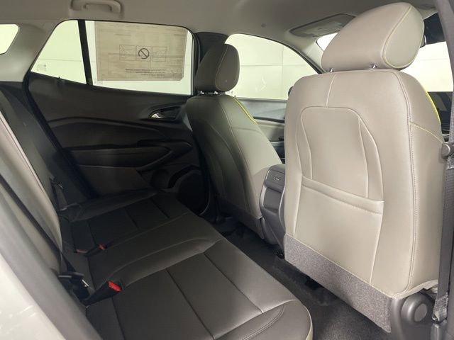 2025 Chevrolet Trax Vehicle Photo in PHOENIX, AZ 85014-3381