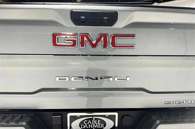 2024 GMC Sierra 2500 HD Vehicle Photo in TOPEKA, KS 66609-0000